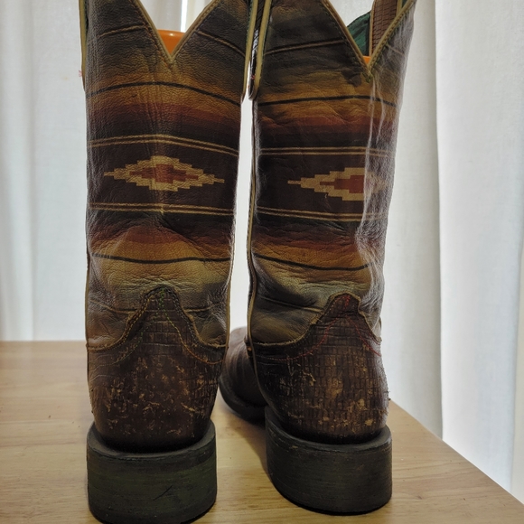 Ariat Women's Circuit Savanna Lizzard Print & Vintage Serape Square Toe Boots - Picture 4 of 5